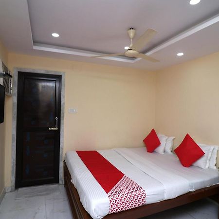 Oyo Flagship 16209 Hotel Ambar Palace Bara Bazar Luaran gambar