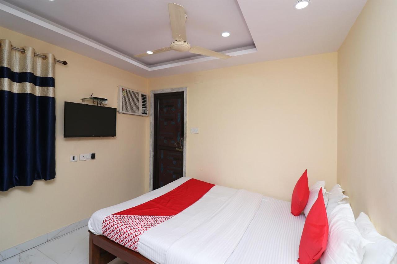 Oyo Flagship 16209 Hotel Ambar Palace Bara Bazar Luaran gambar