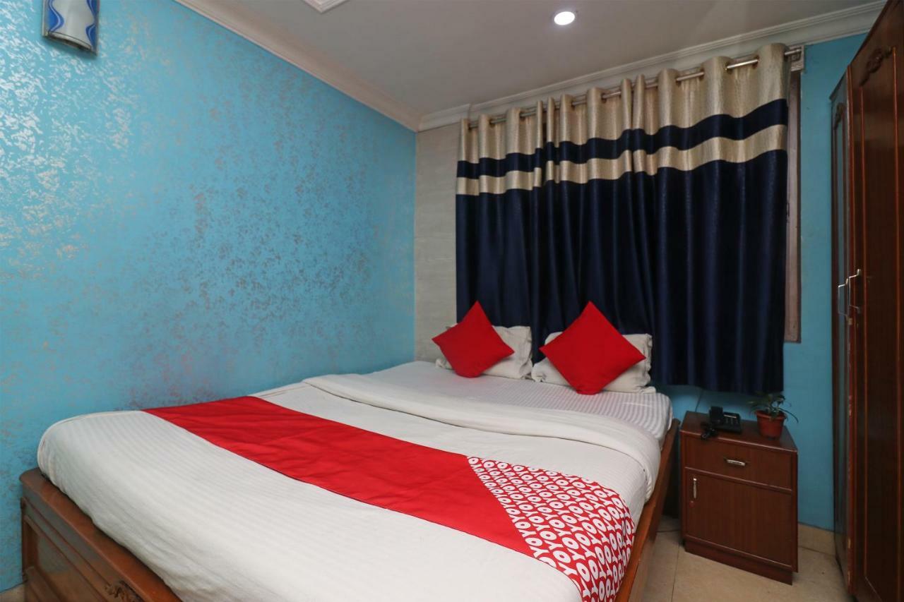 Oyo Flagship 16209 Hotel Ambar Palace Bara Bazar Luaran gambar
