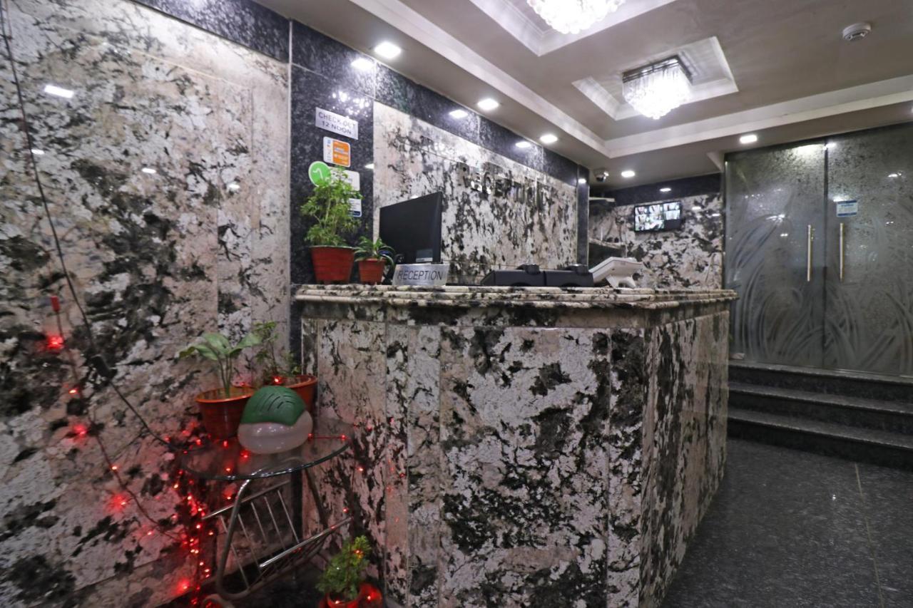 Oyo Flagship 16209 Hotel Ambar Palace Bara Bazar Luaran gambar